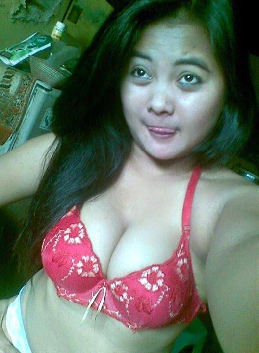 Tante Buka Bh Kelihatan Putingnya, Toket Gede Pake Bra Merah Bikin Lelaki Bagaikan Banteng, Koleksi Foto Tante Cantik Sexy